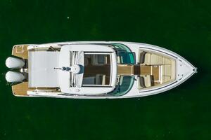 33ft Regal Yacht For Sale