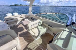 33ft Regal Yacht For Sale