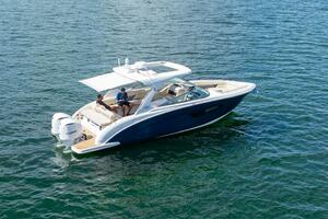 33ft Regal Yacht For Sale