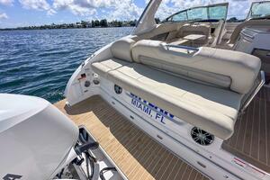 33ft Regal Yacht For Sale