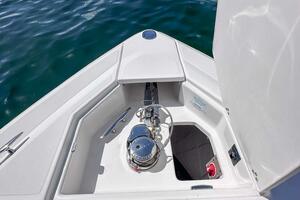 33ft Regal Yacht For Sale