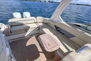 33ft Regal Yacht For Sale