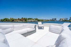 2017 Overblue 58 Powercat Sun Lounge