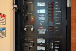2004 Sea Ray 340 Sundancer thumbnail 30