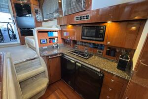 A Day in the Life 36ft Sea Ray Yacht For Sale