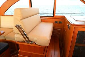 Companion Settee 