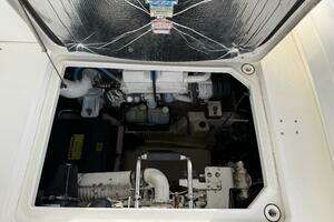 2006 Sea Ray 48 Sundancer thumbnail 92