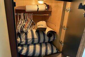 2006 Sea Ray 48 Sundancer thumbnail 68