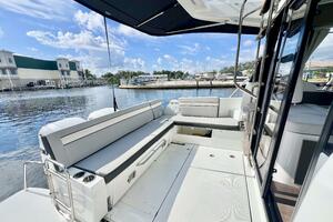 34FT (10.44M) JEANNEAU