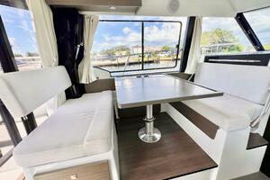 34FT (10.44M) JEANNEAU