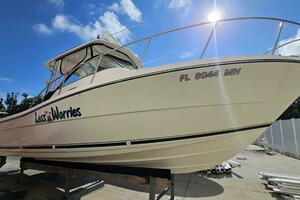Less Worries 30ft Pursuit Yacht For Sale