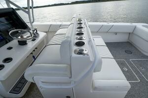 37ft SeaHunter Yacht For Sale