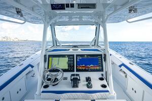 39ft Yellowfin Yacht For Sale