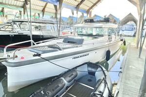 37ft Axopar Yacht For Sale