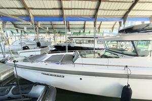 37ft Axopar Yacht For Sale