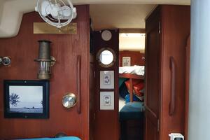 Aloha 41ft Morgan Yacht For Sale
