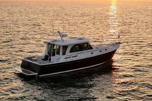 Photo 5661762 for 2027 Back Cove 412  