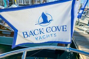 Photo 5661781 for 2027 Back Cove 412  