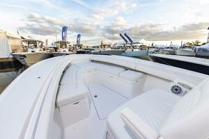 28RegulatorHull775_120
