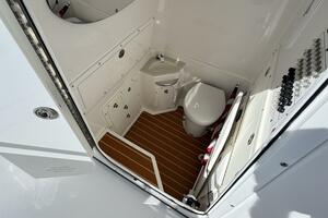 32ft Edgewater Yacht For Sale