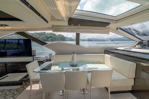 2017 Azimut 77 