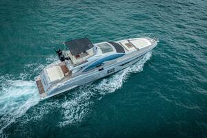 2017 Azimut 77 