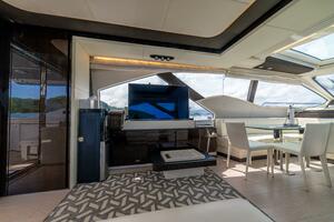 2017 Azimut 77 