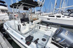 20ft Boston Whaler Yacht For Sale