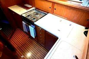 2000 Farr Pilothouse thumbnail 19