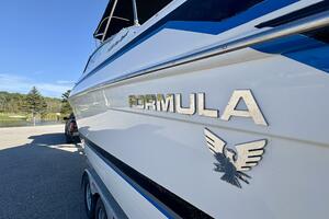 Sick Puppy 33ft Formula Yacht For Sale