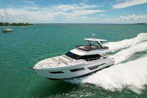 2024 Ferretti Yachts 580 thumbnail 19