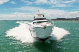 2024 Ferretti Yachts 580 thumbnail 15
