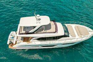 2024 Ferretti Yachts 580 thumbnail 6