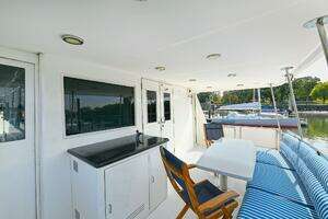 2002 Grand Alaskan Flushdeck thumbnail 14