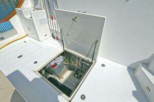 2002 Grand Alaskan Flushdeck thumbnail 8
