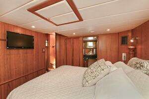 2002 Grand Alaskan Flushdeck thumbnail 35