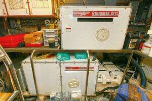 2002 Grand Alaskan Flushdeck thumbnail 12