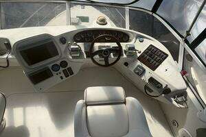 2000 Sea Ray 380 Aft Cabin thumbnail 16
