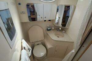 2000 Sea Ray 380 Aft Cabin thumbnail 33