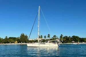 2013 Beneteau Oceanis thumbnail 1