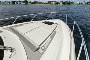 2022 Tiara Sport 43 LE