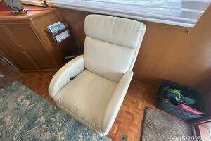 2000 Ocean Alexander 450 Classico thumbnail 43