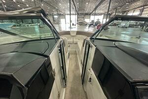 29ft Four Winns Yacht For Sale