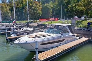 35ft Sea Ray Yacht For Sale