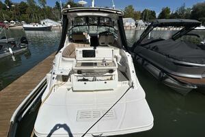 35ft Sea Ray Yacht For Sale