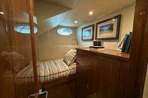 2019 Viking Motor Yacht thumbnail 61