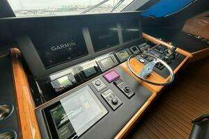 2019 Viking Motor Yacht thumbnail 46