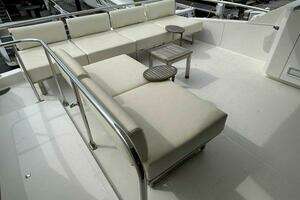 2019 Viking Motor Yacht thumbnail 54