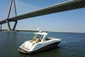 100MILL 35ft Sea Ray Yacht For Sale