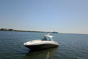 100MILL 35ft Sea Ray Yacht For Sale